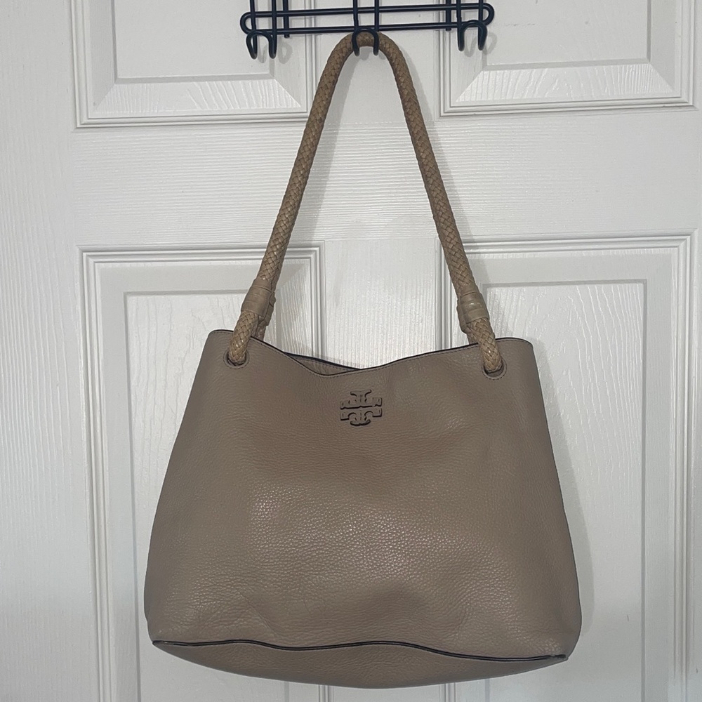 TORY BURCH LIGHT BROWN LEATHER MCGRAW/TAYLOR HOBO SLOUCHY BAG